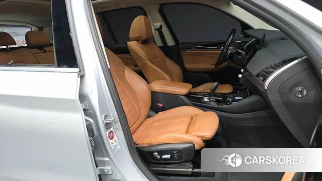 BMW X3 (G01) 2018 Серебряный из Кореи, фото 2