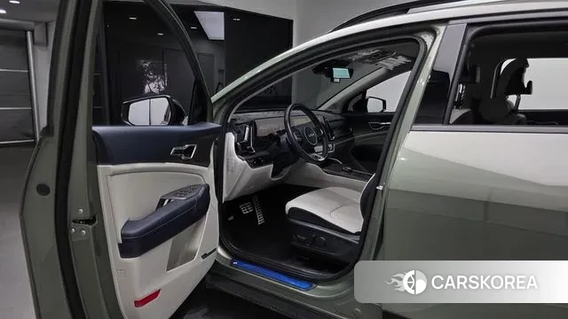 Kia Sportage 5th Generation 2023 Светло-зеленый из Кореи, фото 2