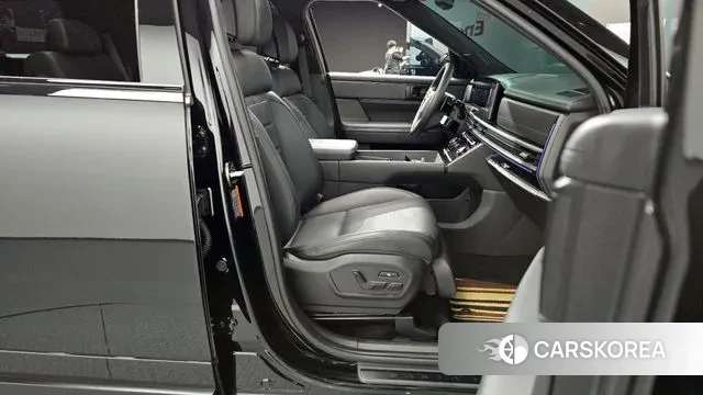 Hyundai Santa Fe (MX5) 2023 Черный из Кореи, фото 2