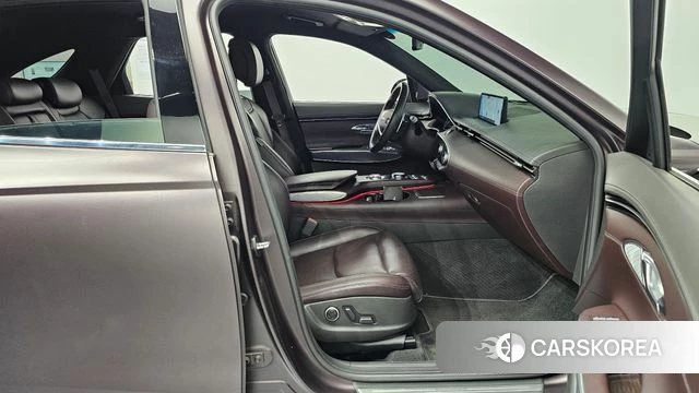 Genesis GV70 2021 Фиолетовый из Кореи, фото 2