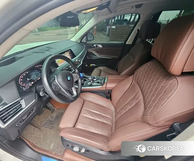BMW X7 (G07) 2021 Белый из Кореи, фото 2