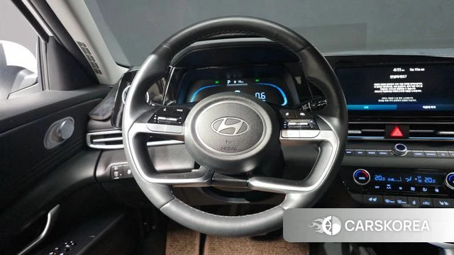 Hyundai The New Avante (CN7) 2023 Белый из Кореи, фото 2