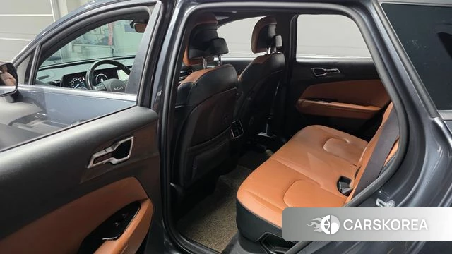 Kia Sportage 5th Generation Hybrid 2023 Серый из Кореи, фото 2