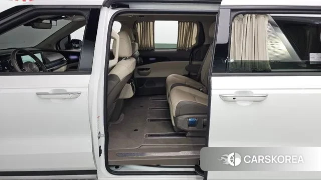 Kia Carnival 4th generation 2023 Белый из Кореи, фото 2