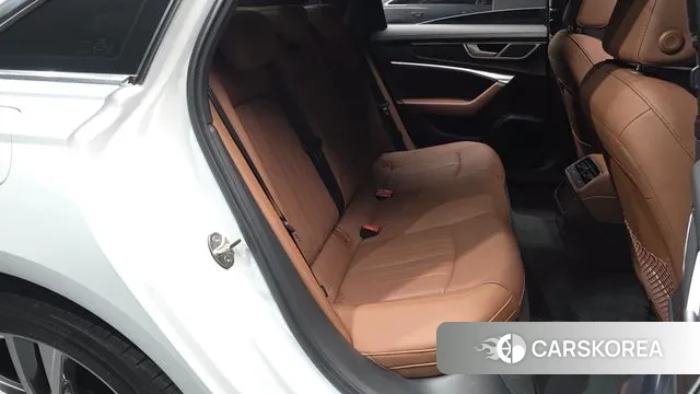 Audi A6 (C8) 2022 Белый из Кореи, фото 2