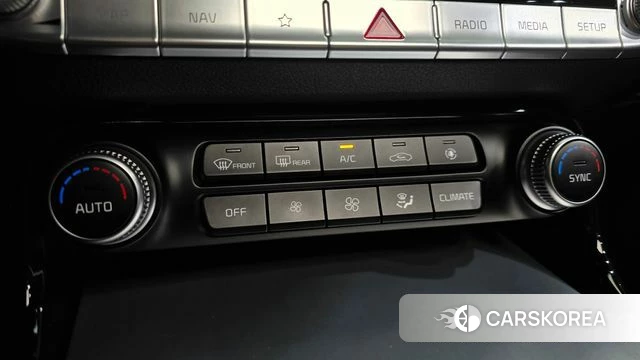 Kia Stinger Meister 2022 Белый из Кореи, фото 2