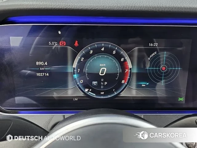 Mercedes-Benz E-Class W213 2019 Белый из Кореи, фото 2