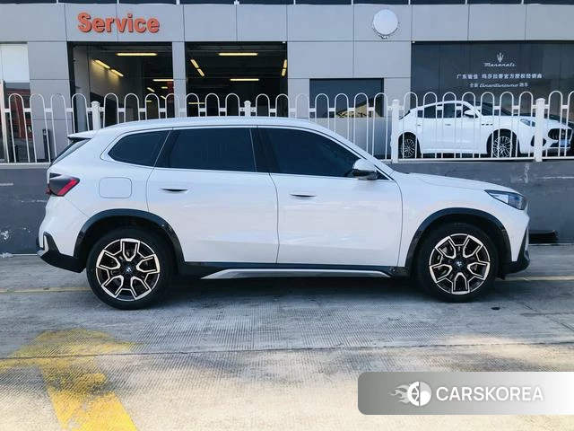 BMW X1 2024 Белый из Китая, фото 2