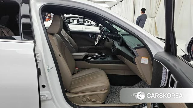 Kia K8 Hybrid 2023 Белый из Кореи, фото 2