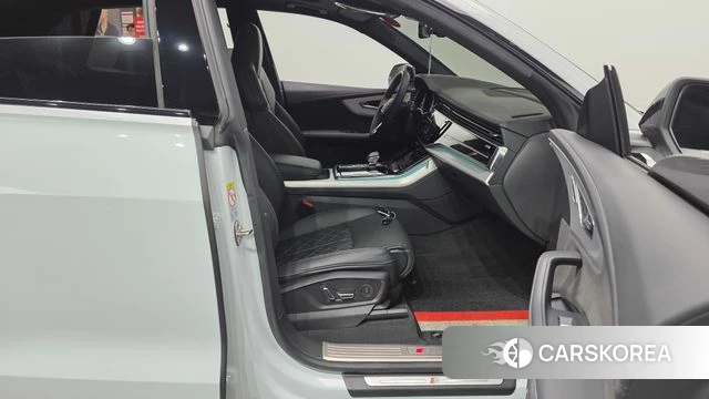 Audi Q8 (4M) 2021 Белый из Кореи, фото 2