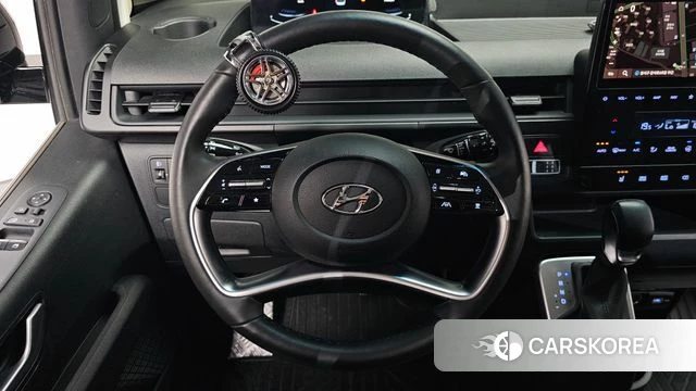 Hyundai Staria 2022 Черный из Кореи, фото 2