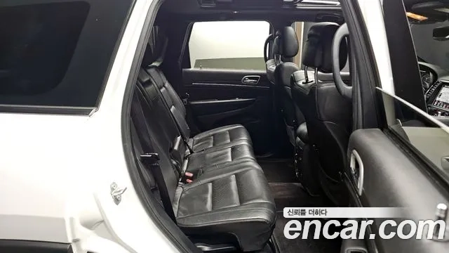 Jeep Grand Cherokee 2018 Белый из Кореи, фото 2