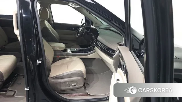 Kia The New Carnival 4th Generation 2024 Черный из Кореи, фото 2