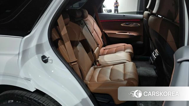 Genesis GV70 2025 Белый из Кореи, фото 2
