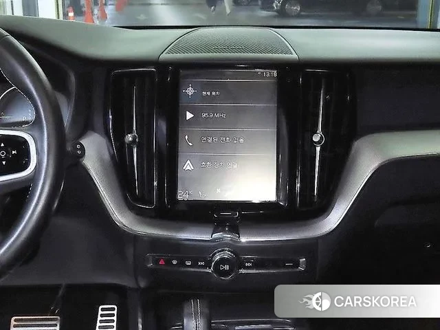 Volvo XC60 second Generation 2020 Белый из Кореи, фото 2