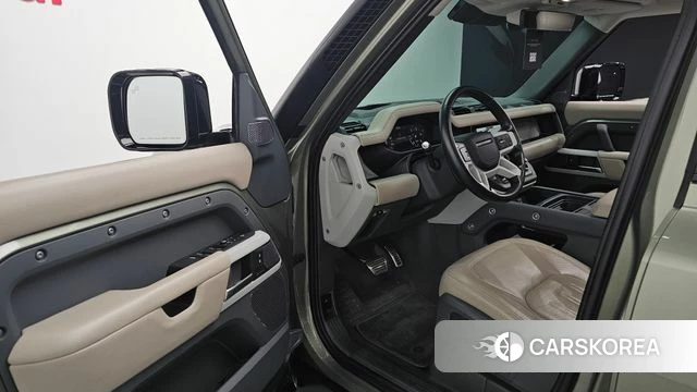 Land Rover Defender (L663) 2021 Зеленый из Кореи, фото 2