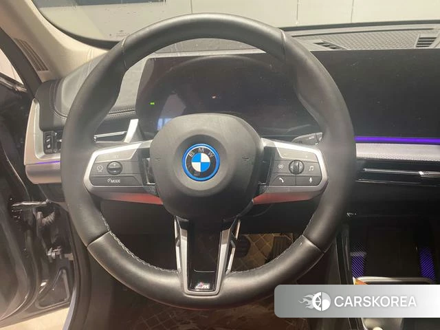 BMW iX1 2024 Темно-серый из Китая, фото 2