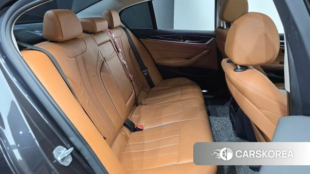 BMW 5 Series (G30) 2019 Серый из Кореи, фото 2