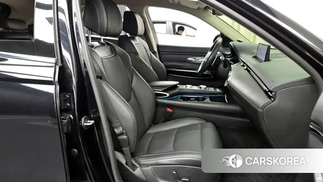 Genesis GV70 2021 Черный из Кореи, фото 2