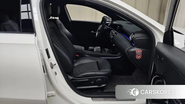 Mercedes-Benz A-Class W177 2020 Белый из Кореи, фото 2