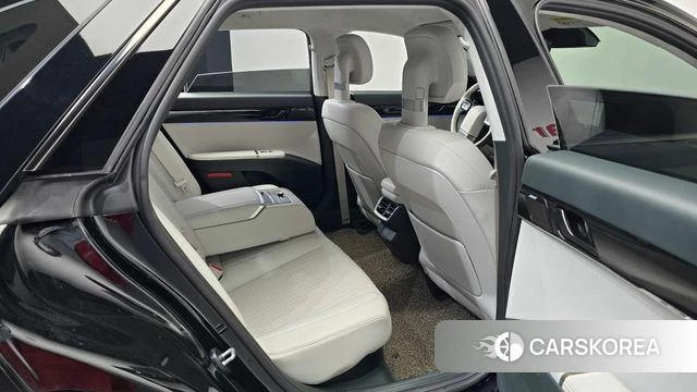 Hyundai Grandeur Hybrid (GN7) 2023 Черный из Кореи, фото 2