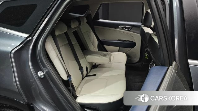 Kia Sportage 5th Generation 2023 Серый из Кореи, фото 2