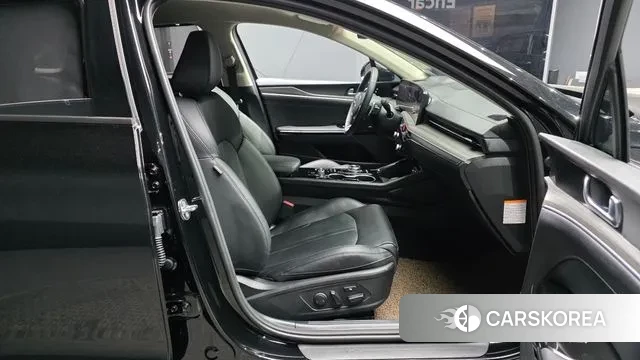 Kia The New K5 Hybrid 3rd generation 2025 Черный из Кореи, фото 2