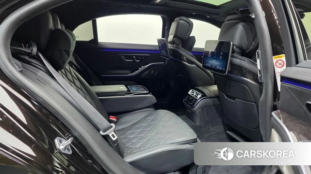 Mercedes-Benz S-Class W223 2022 Черный из Кореи, фото 2