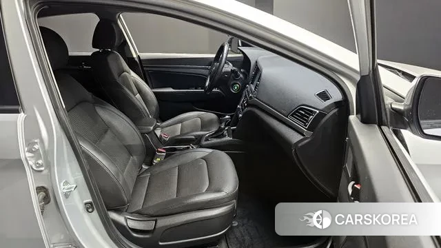 Hyundai Avante AD 2018 Серебряный из Кореи, фото 2