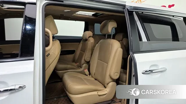 Kia The New Carnival 2018 Белый из Кореи, фото 2