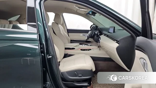 Genesis GV70 2021 Зеленый из Кореи, фото 2