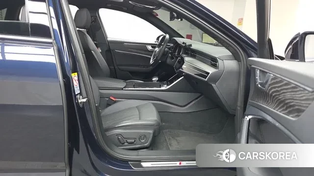 Audi A6 (C8) 2021 Синий из Кореи, фото 2