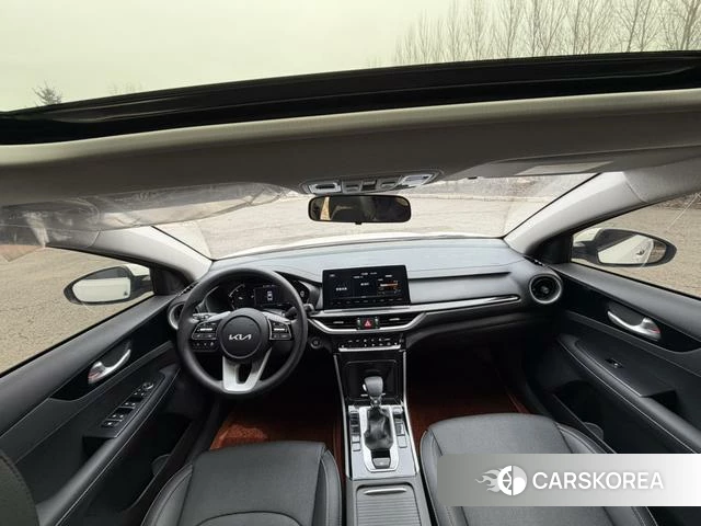 Kia K3 2022 Белый из Китая, фото 2