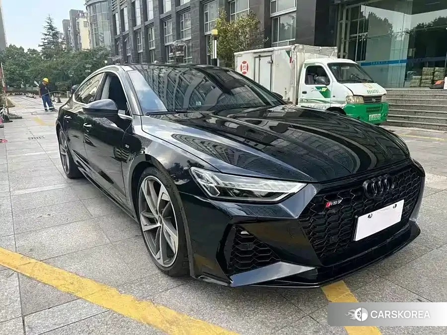 Audi A7 2021 Черный из Китая, фото 2