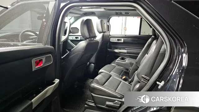 Ford Explorer 6th Generation 2021 Черный из Кореи, фото 2