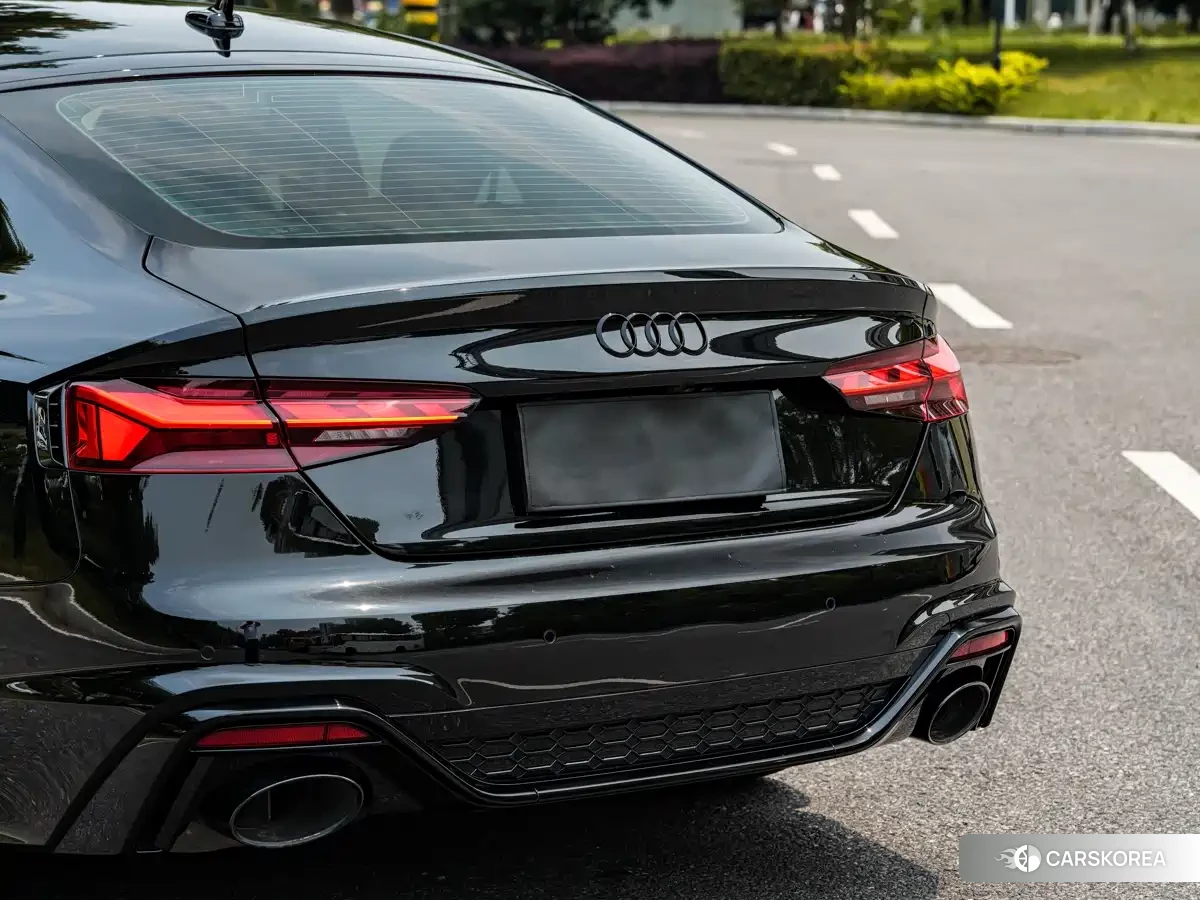 Audi RS 5 2021 Черный из Китая, фото 2