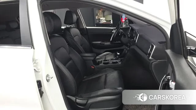 Kia Sportage 4th Generation 2018 Белый из Кореи, фото 2