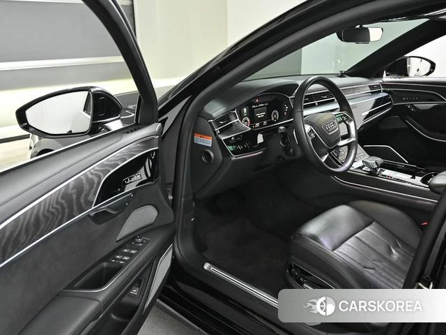 Audi A8 (D5) 2023 Черный из Кореи, фото 2