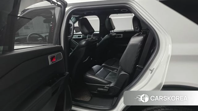 Ford Explorer 6th Generation 2020 Белый из Кореи, фото 2