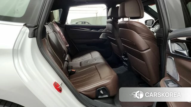 BMW 6 Series GT (G32) 2022 Белый из Кореи, фото 2