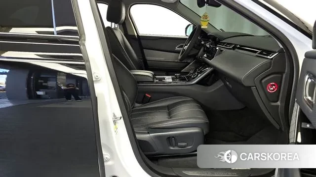 Land Rover Range Rover Velar 2019 Черный из Кореи, фото 2