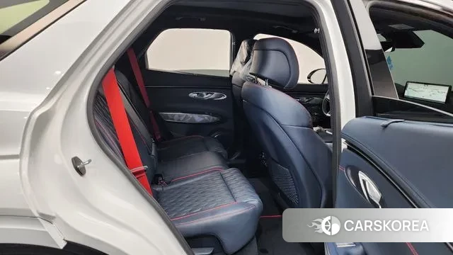 Genesis GV70 2022 Белый из Кореи, фото 2