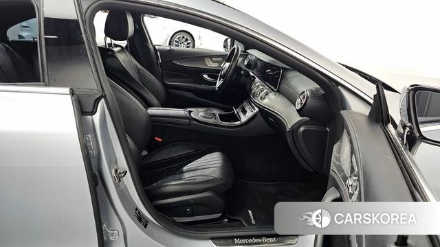 Mercedes-Benz CLS-Class C257 2021 Серебряный из Кореи, фото 2