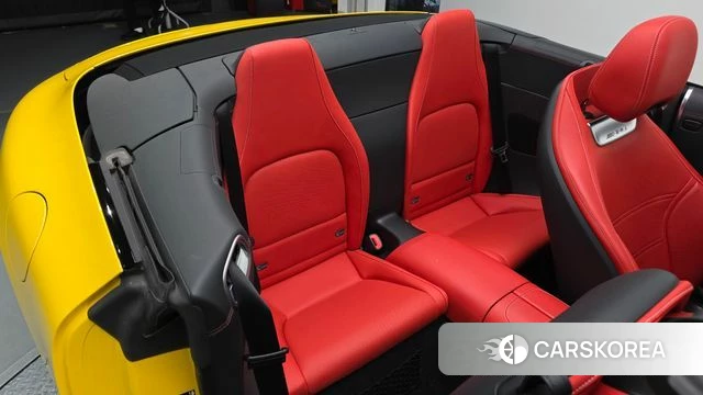 Mercedes-Benz SL-Class R232 2023 Желтый из Кореи, фото 2