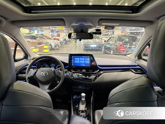 Toyota C-HR 2021 Белый из Китая, фото 2