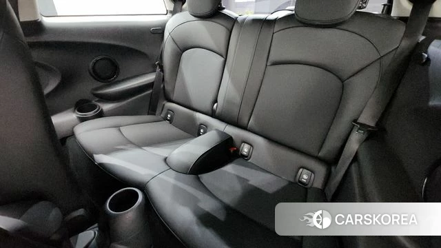 Mini Cooper 2021 Зеленый из Кореи, фото 2