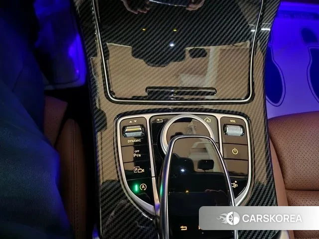 Mercedes-Benz C-Class W205 2020 Белый из Кореи, фото 2