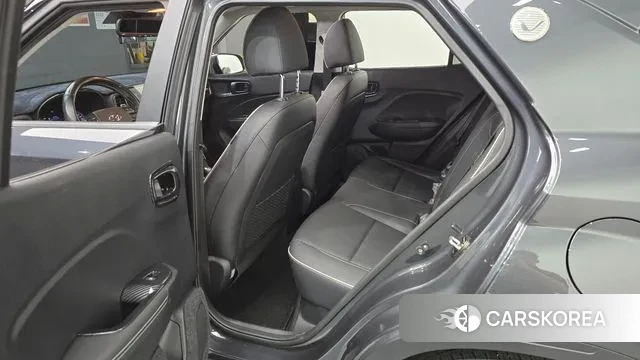 Hyundai Venue 2019 Серый из Кореи, фото 2