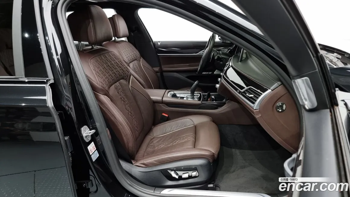 BMW 7 Series (G11) id 1708753 из Кореи 2