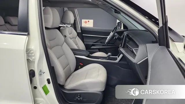 Ssangyong Torres 2023 Белый из Кореи, фото 2